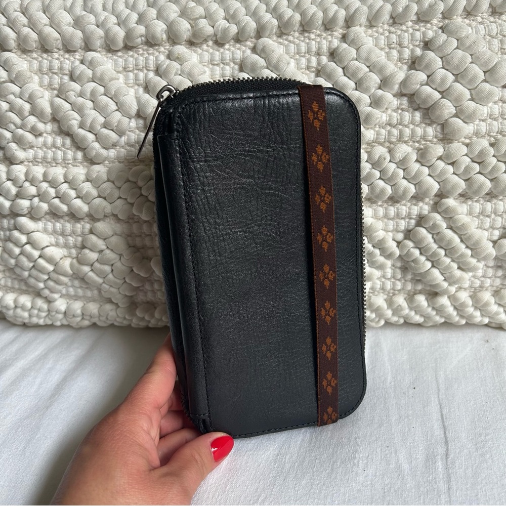 Patricia Nash black leather wallet